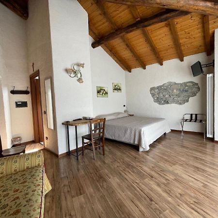 Hotel La Torre Castiglione d'Intelvi Екстер'єр фото