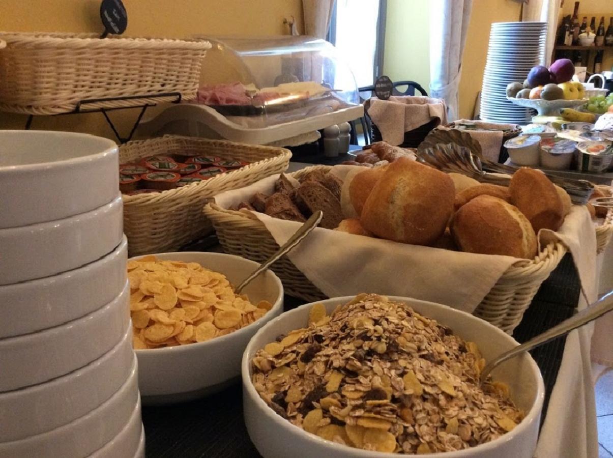 Hotel La Torre Castiglione d'Intelvi Екстер'єр фото